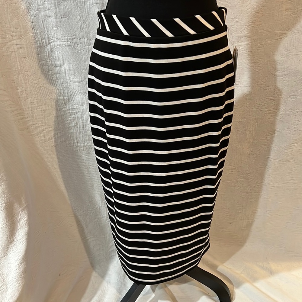 Melissa Paige striped skirt, size‎ small, NWT